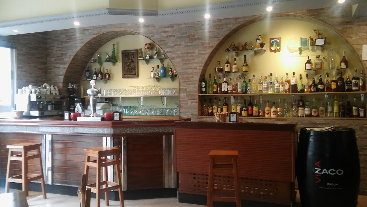 טריאקסטלה Hostal-Meson Vilasante מראה חיצוני תמונה